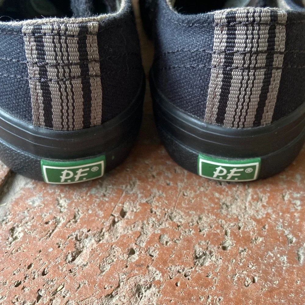 NBW P.F. Flyers Kids Black Canvas Sneakers - Picture 7 of 9
